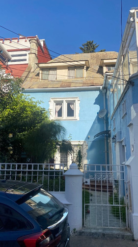 Venta Casa NP 5D en suite Walk-in cl&oacute;set 4B 1E 1B Quinta Vergara - Vi&ntilde;a Del Mar