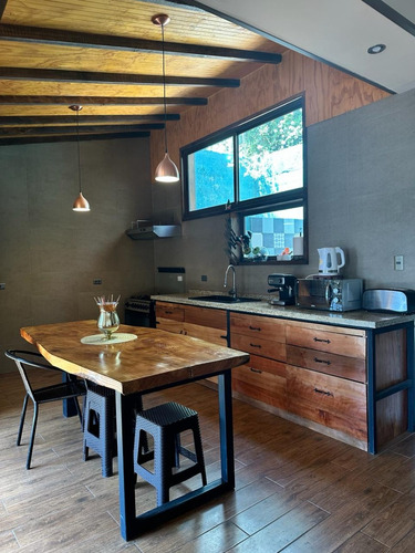 Venta Casa P 4D en suite 3B 4E 1B Los Romeros - Los Manantiales - Conc&oacute;n